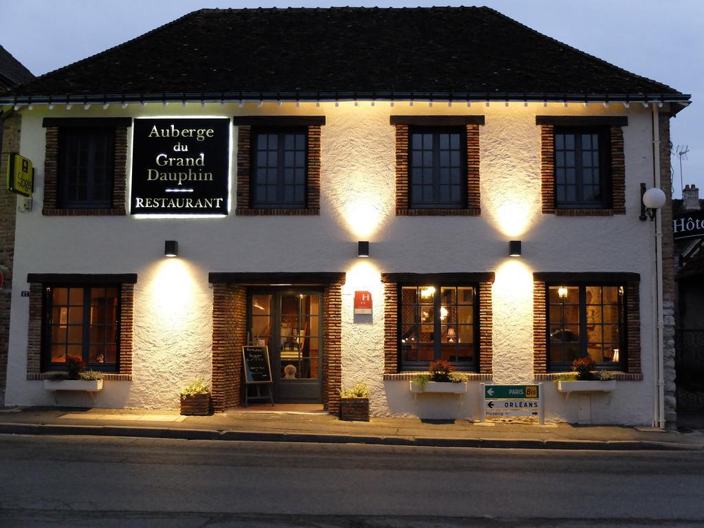 Auberge Du Grand Dauphin Dhuizon Eksteriør bilde