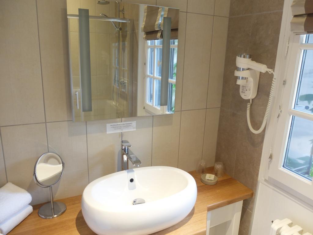 Auberge Du Grand Dauphin Dhuizon Rom bilde